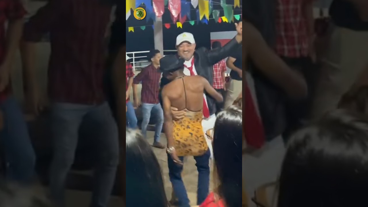 CHARLLES E TÕE DANÇANDO NO SÃO JOÃO DA CHÁCARA KKK 