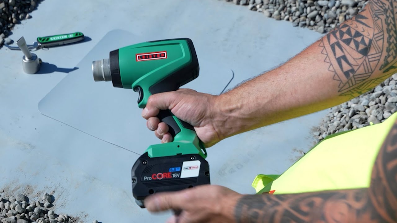 NEXHEAT 300 A-LP | Leister’s First Cordless Hot Air Blower in Action