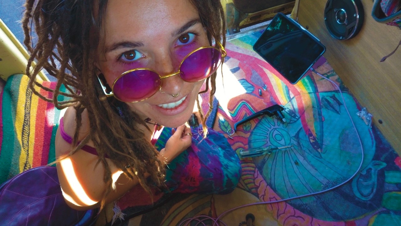 How Many Hippies Does it Take to Change a Doorknob? (VW Restoration)