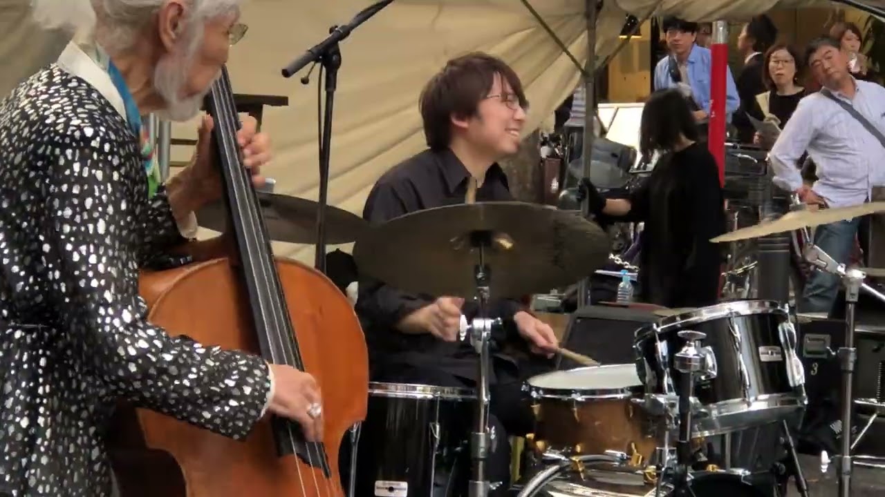 Isao Suzuki Trio plus one in Shibuya . October 2019