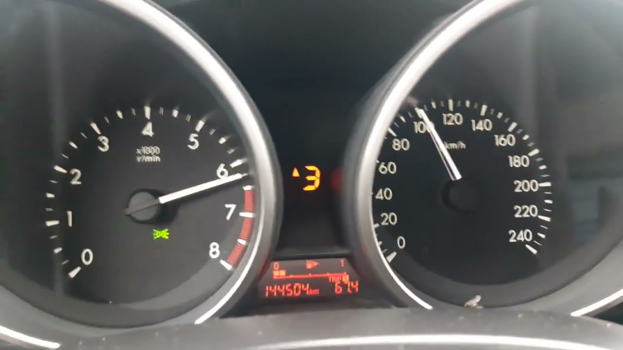 Mazda 5 2.0i acceleration