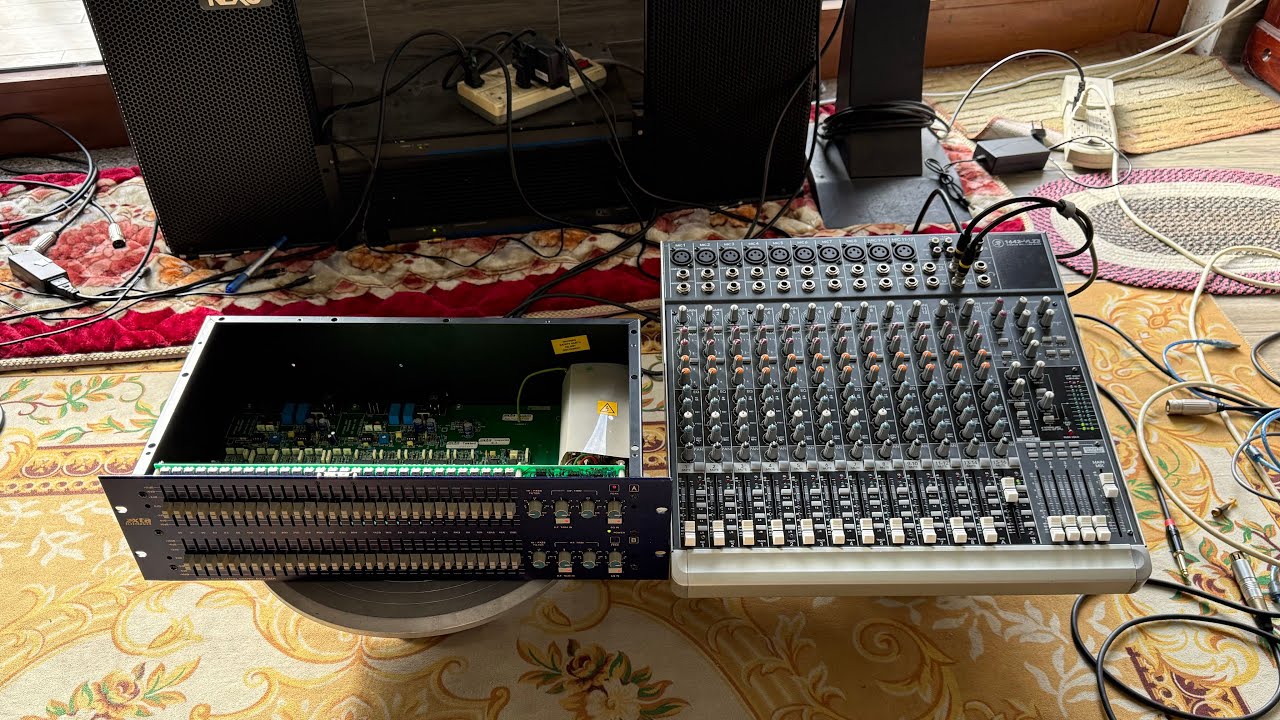 Equalizer XTA GQ600 bãi ghép mixer mackie 1642vlz3