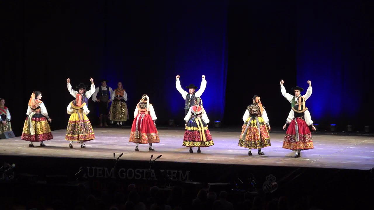 Zamoran folk dance: La Carballeda & El bolero