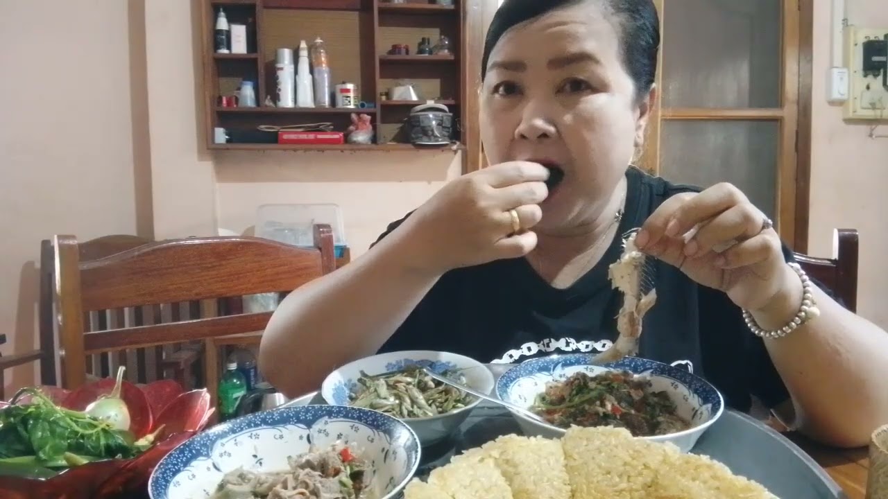 ເຂົ້າເຊົ້າ,ທ່ຽງນຳກັນມາເດີພີ່ນ້ອງ🇱🇦🇹🇭ข้าวเช้าและข้าวท่ฯวด้วยกันมาเดีจาพี่น้องจะ
