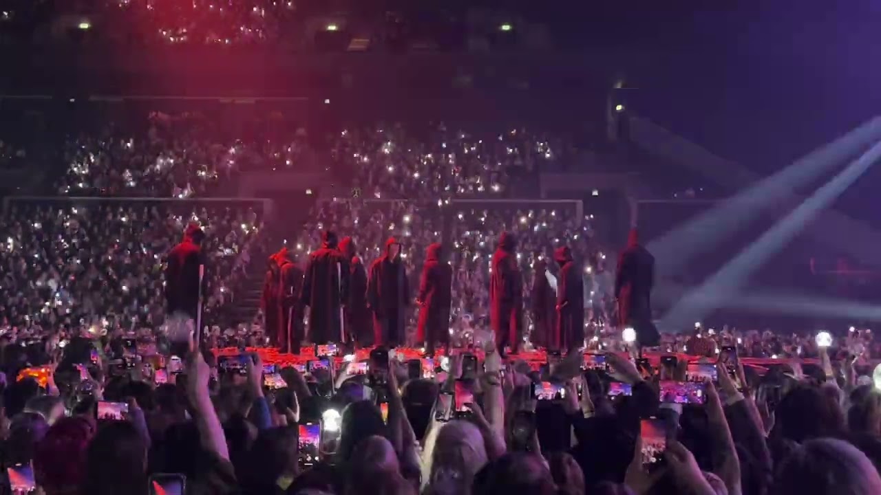 ATEEZ Copenhagen 2023 - NEW WORLD