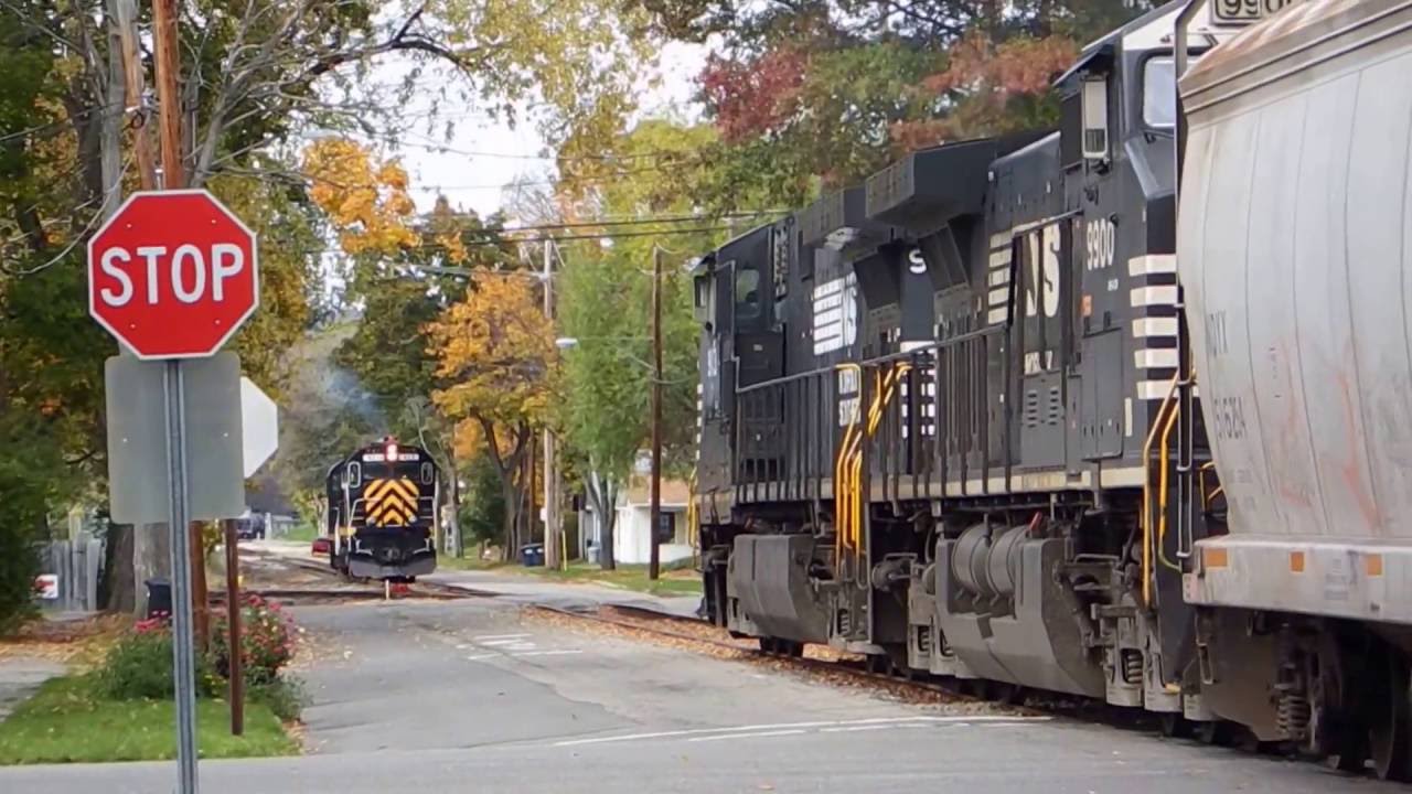 Norfolk Southern LA&L Street running Chemung St, new exchange