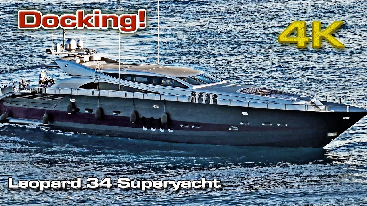 Leopard 34 Super Yacht Docking!