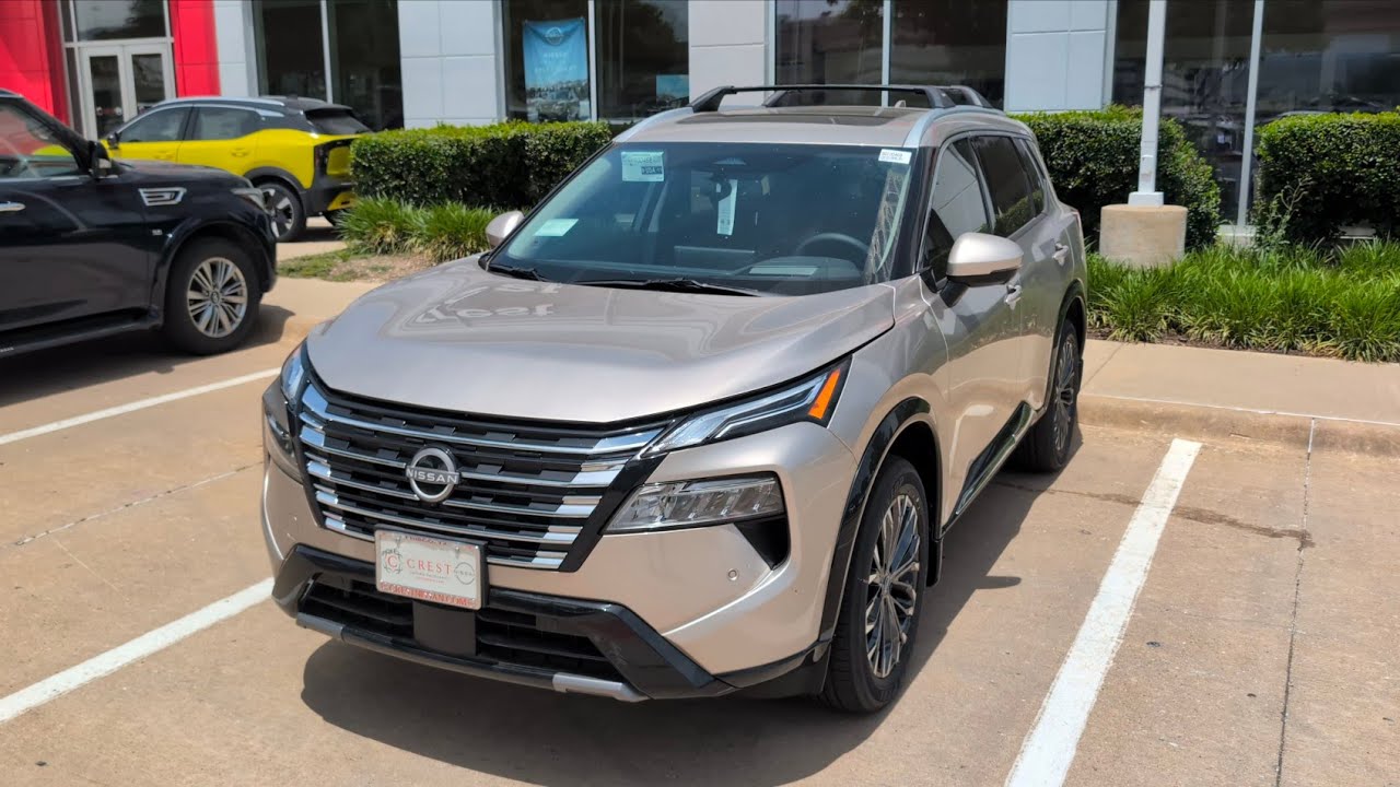 2025 Nissan Rogue Platinum: Walkaround and Tour at Crest Nissan