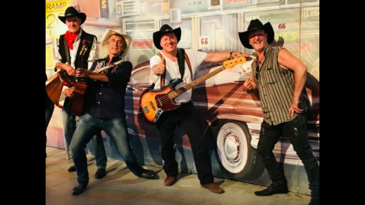Country Music Superstar Tribute Show • Live Medley • Künstler:innen anfragen & buchen