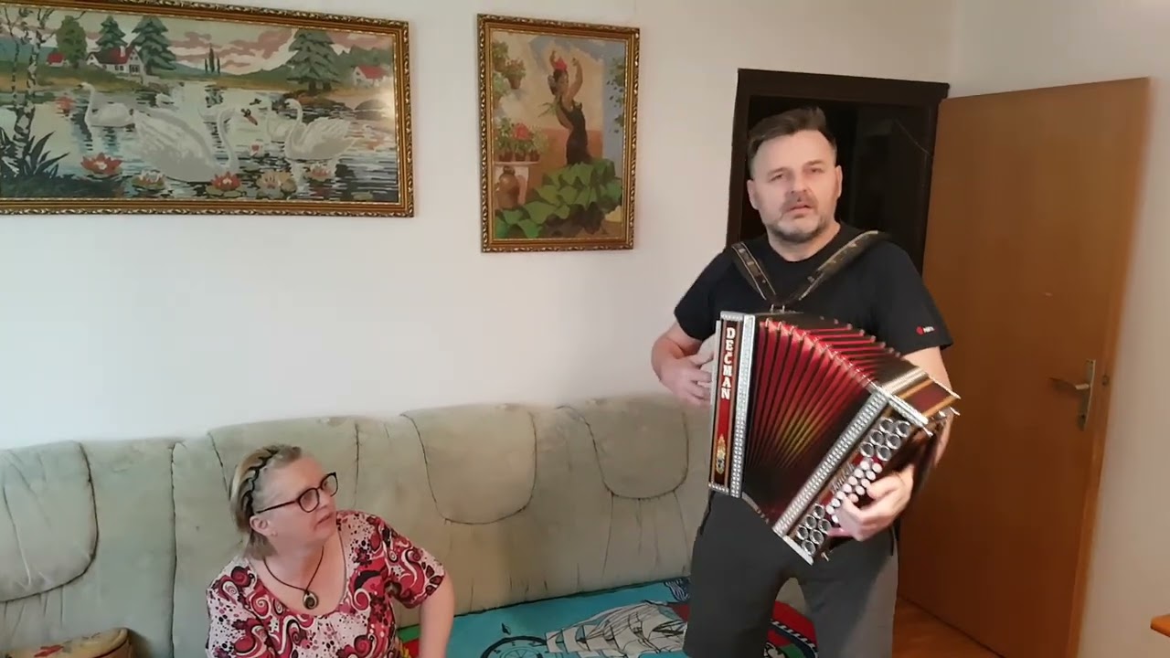 Tonček Grešak - Rdeči nageljni ( harmonika) - Ans.Franca Flereta