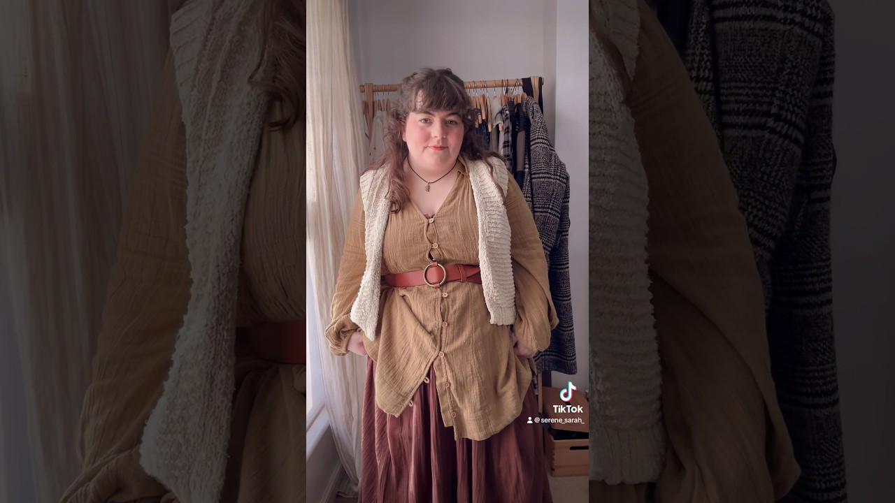 Plus-size cottagecore Green outfit inspiration #plussizeoutfit #cottage core #plussizeoutfitideas