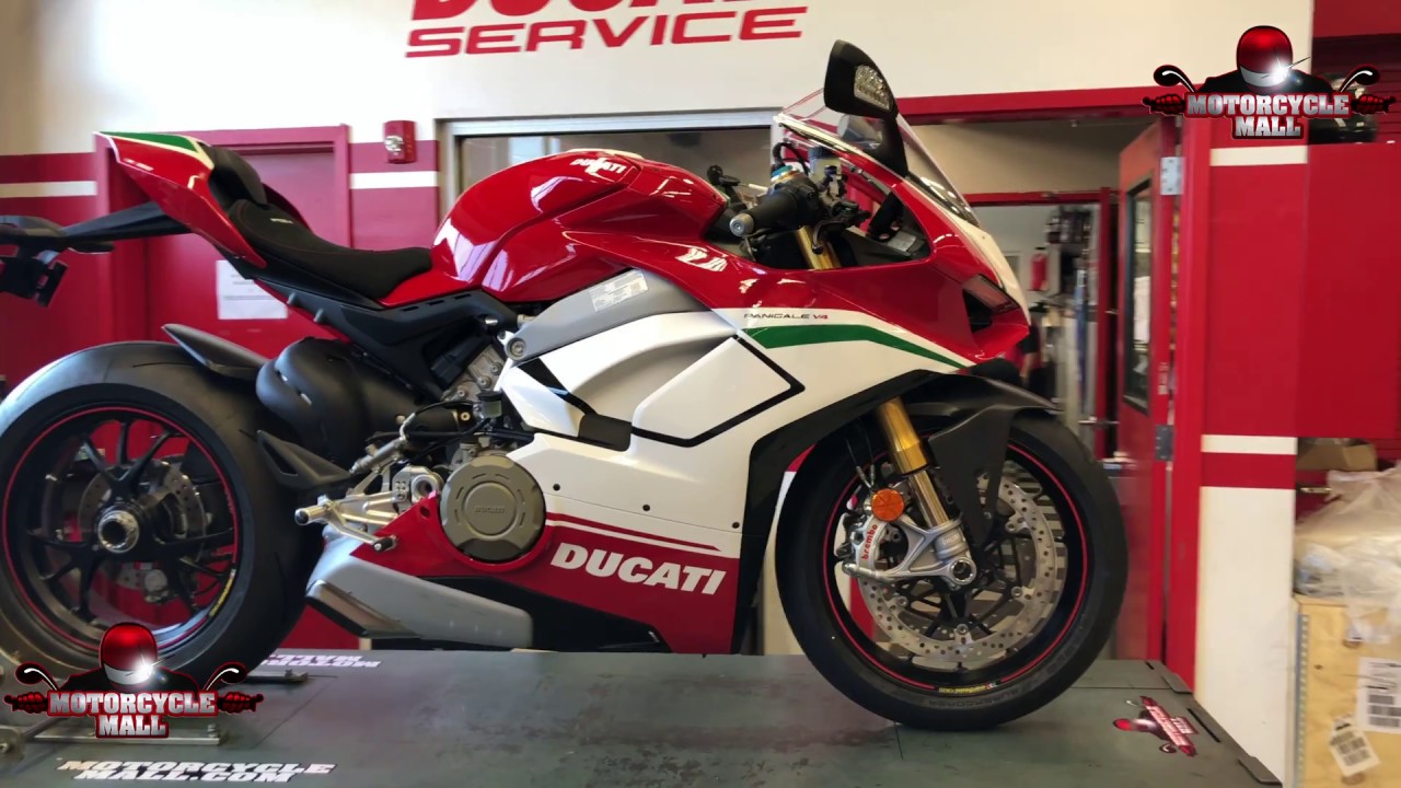Ducati Panigale V4 Speciale | Akrapovic Install #28