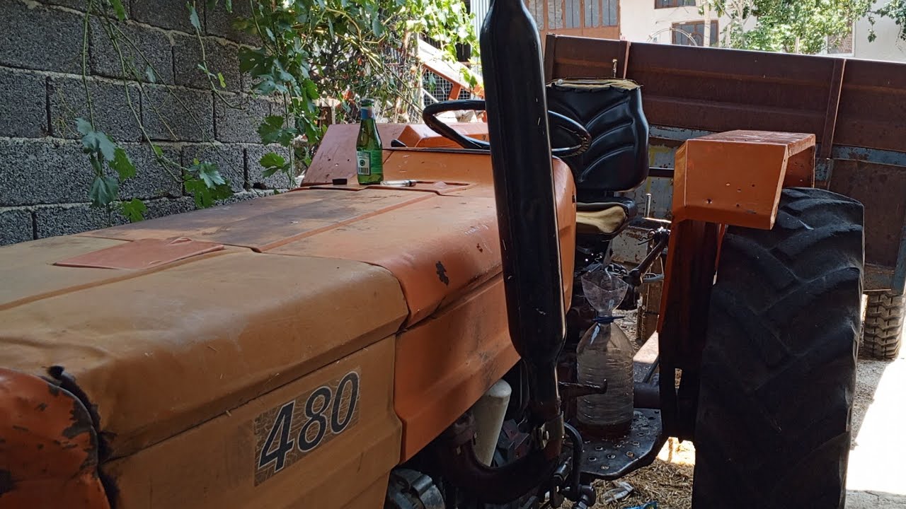 Fiat 480 traktöre şanzuman yağı ilave ettik