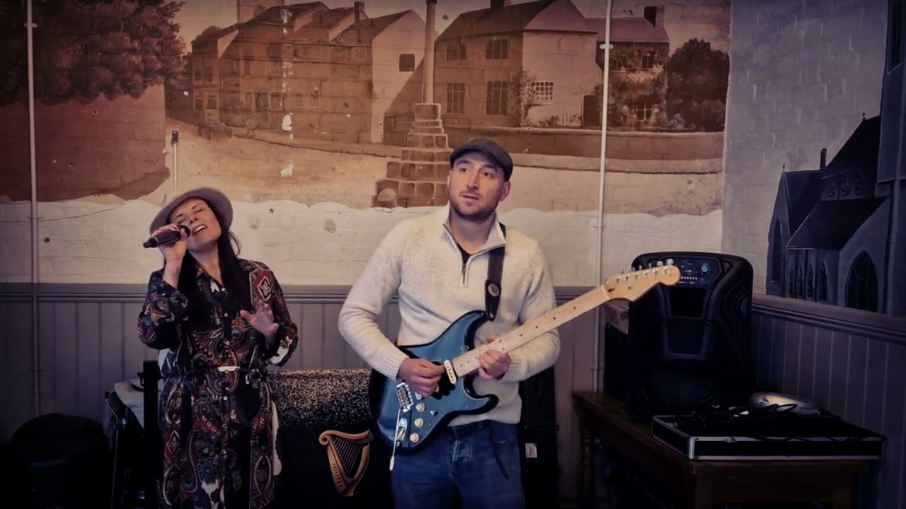 Give Me One Reason - Tracy Chapman (cover by Lady Rose duo)