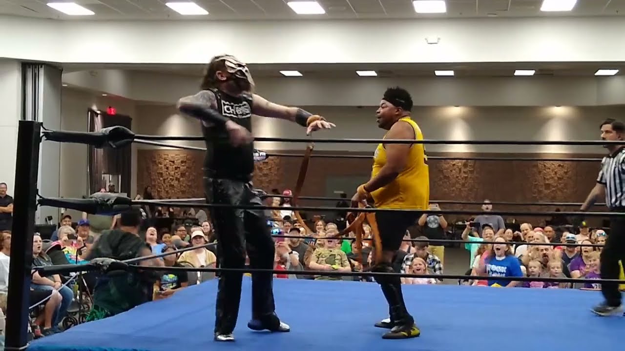 Rampage Wrestling - Alton Black (c) vs Mack the Franchise (Rampage Big Country Title Match)