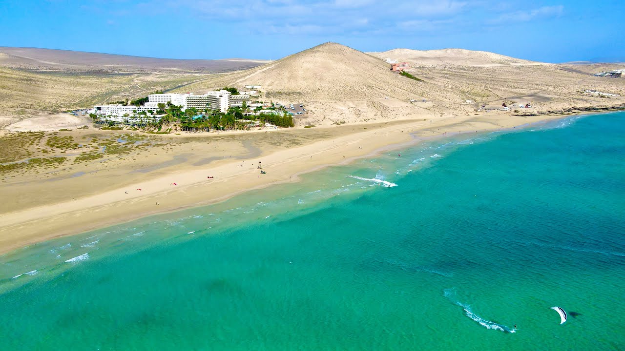 Paradisus autorstwa Meli&aacute; Fuerteventura &ndash; widok z drona (4K)