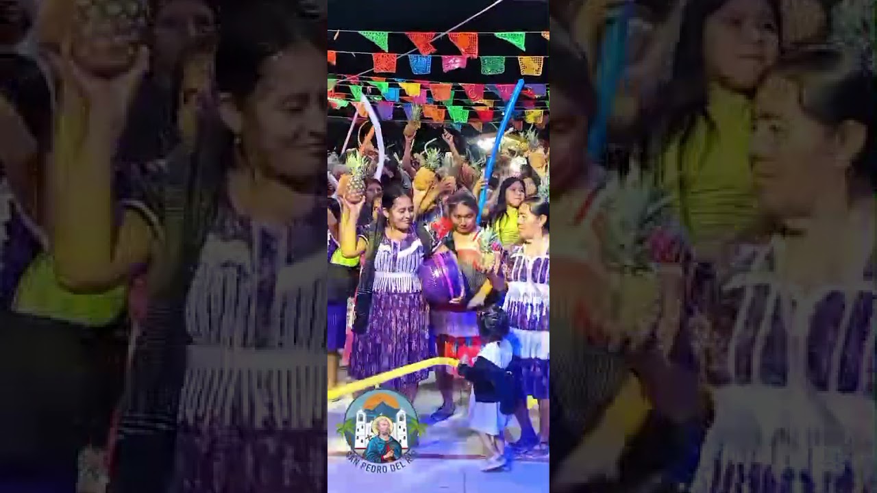 Lo que se vivio el baile de la flor de piña en mi lindo san pedro del rio 