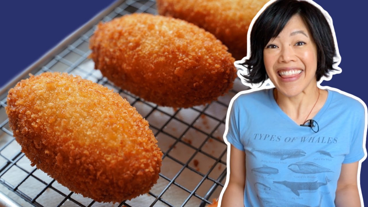 Deep-Fried Curry Bread -- 🇯🇵 Kare Pan カレーパン