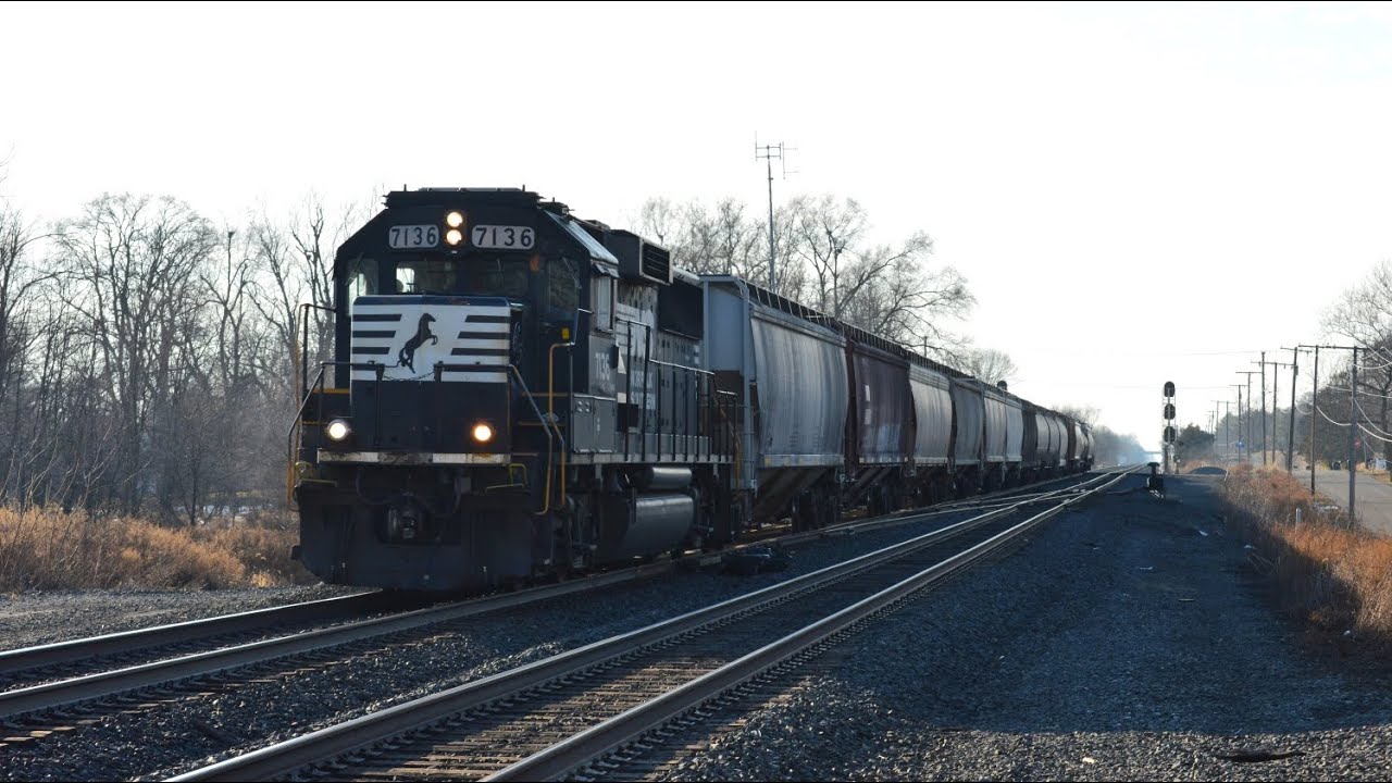 Railfanning the NS Chicago Line in Waterloo, IN 2-16-2026