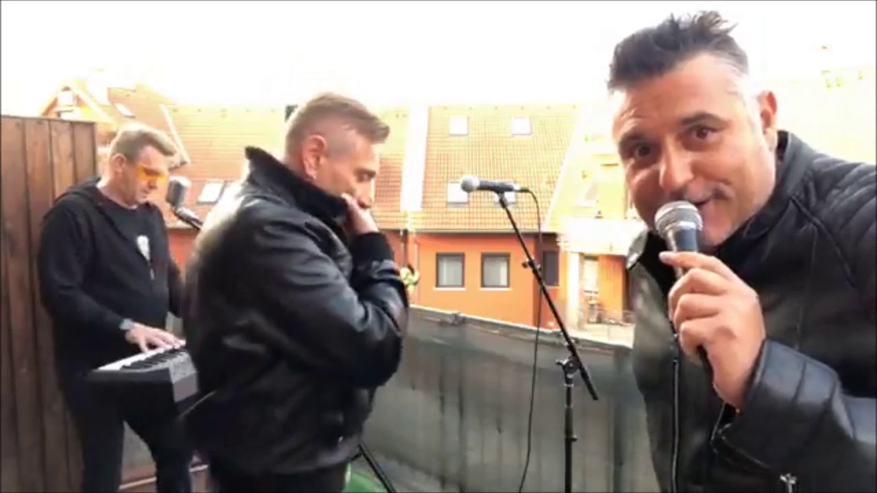 Balkon Fanatic (Sipos Peti, Sipos Tomi, Popper Peti) erkélykoncert Pomázról