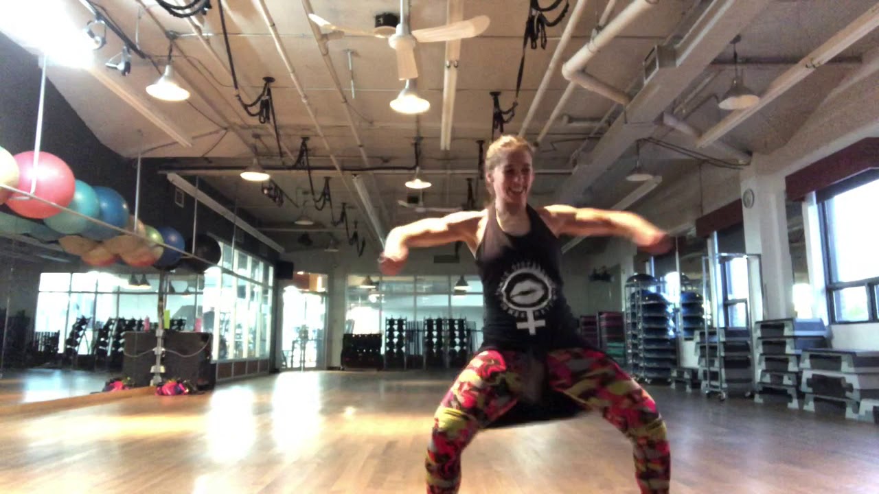 Caliente - warm-up -Zumba DJ Dani Acosta