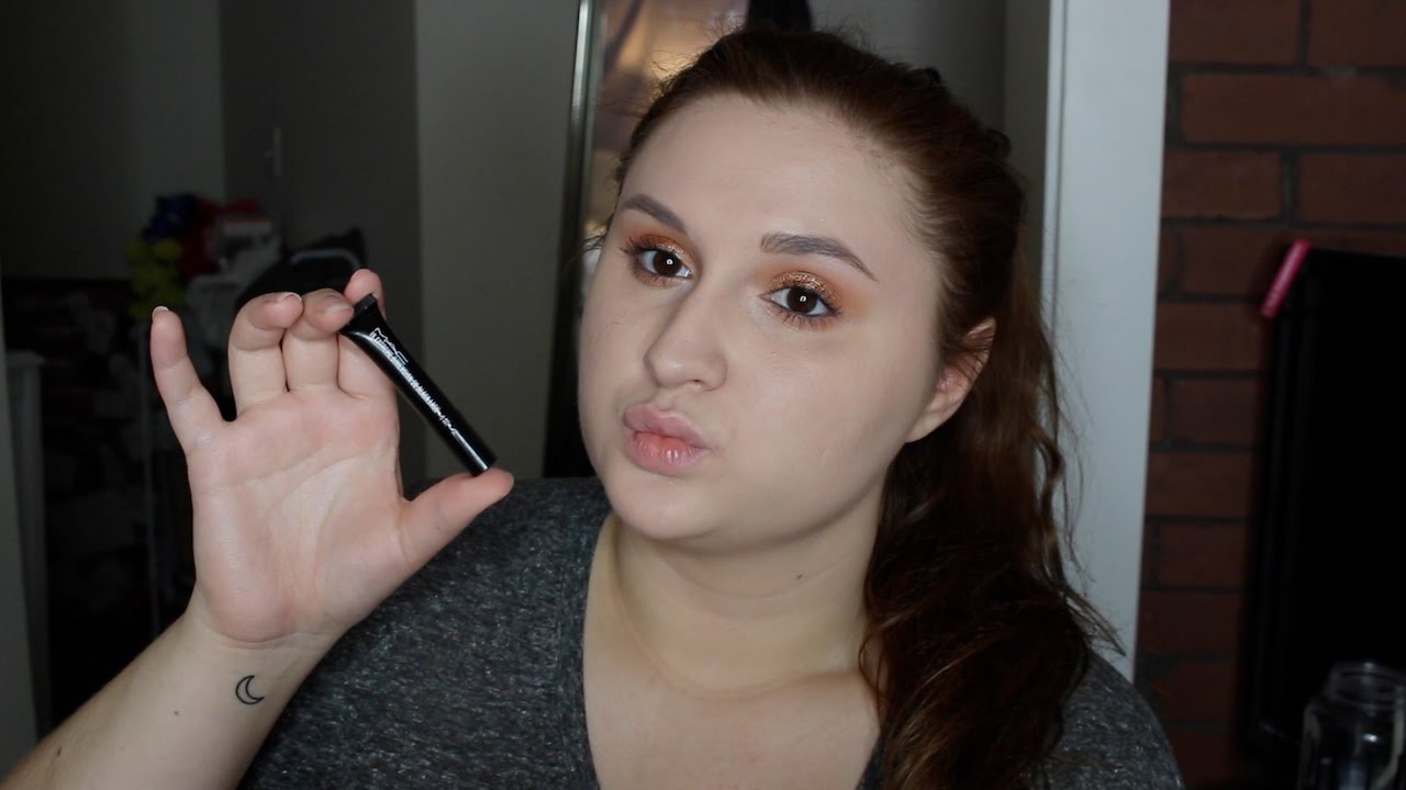 Mac Cosmetics In Extreme Dimension 3D Black Lash Mascara | First Impression, Demo, Review
