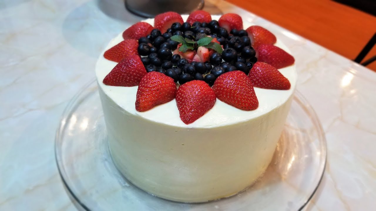 PASTEL DE CREPAS Y FRUTOS ROJOS/PASTEL DE CREPAS RELLENO/PASTEL SIN HORNO
