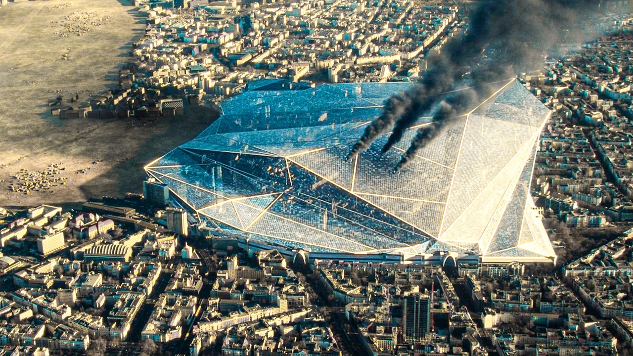 In Future, The Rich Live Safely Under a Dome While Vampires Hunt the Poor for Sport