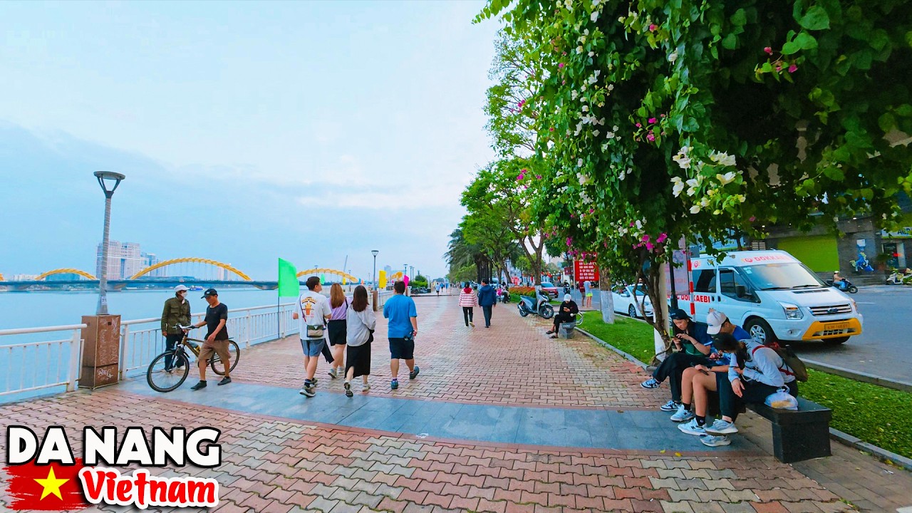 Walking to The Most Beautiful Walking Street in Da Nang Vietnam - Bach Dang Tourist Street