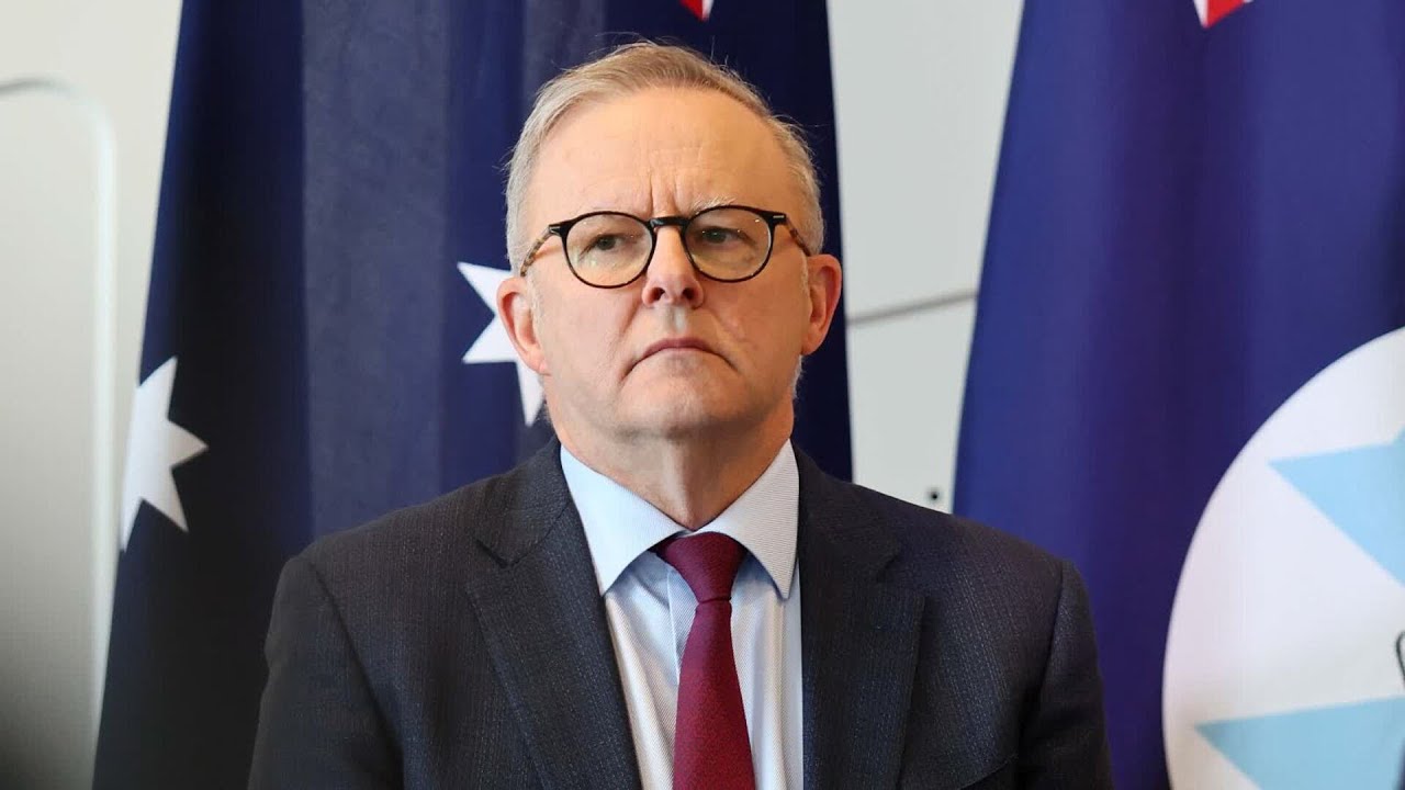 ‘Snivelling coward’: Former speaker of the House slams Albanese’s royal commission debacle