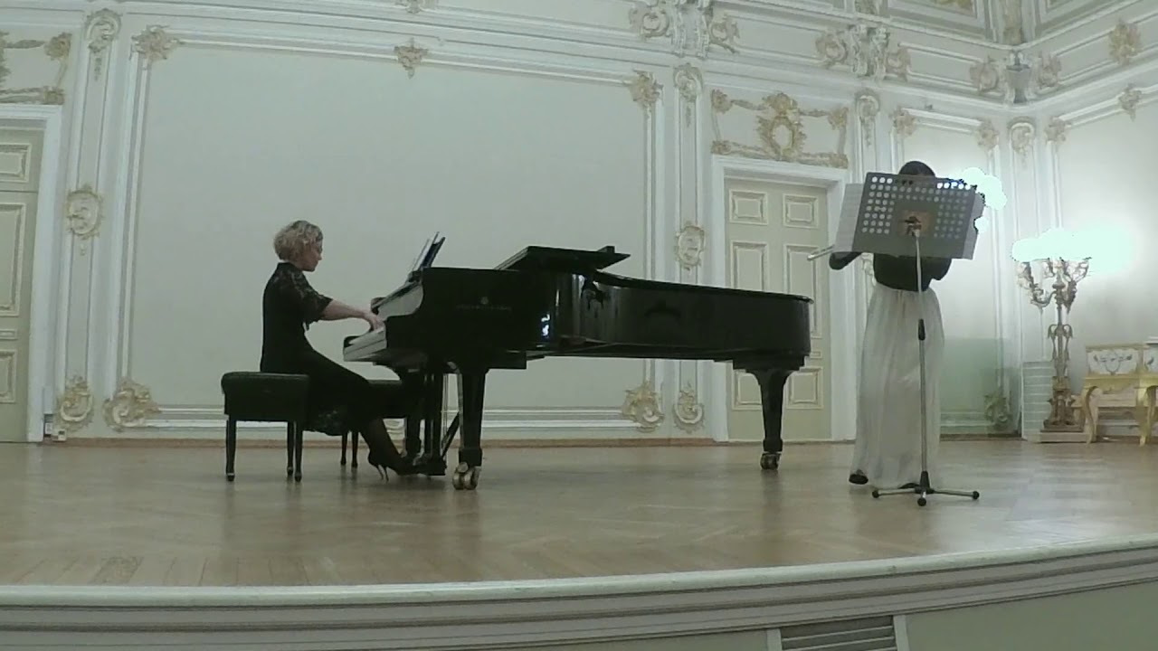 А.Дютийё: Сонатина, исп. Евдокия Колясина(флейта)