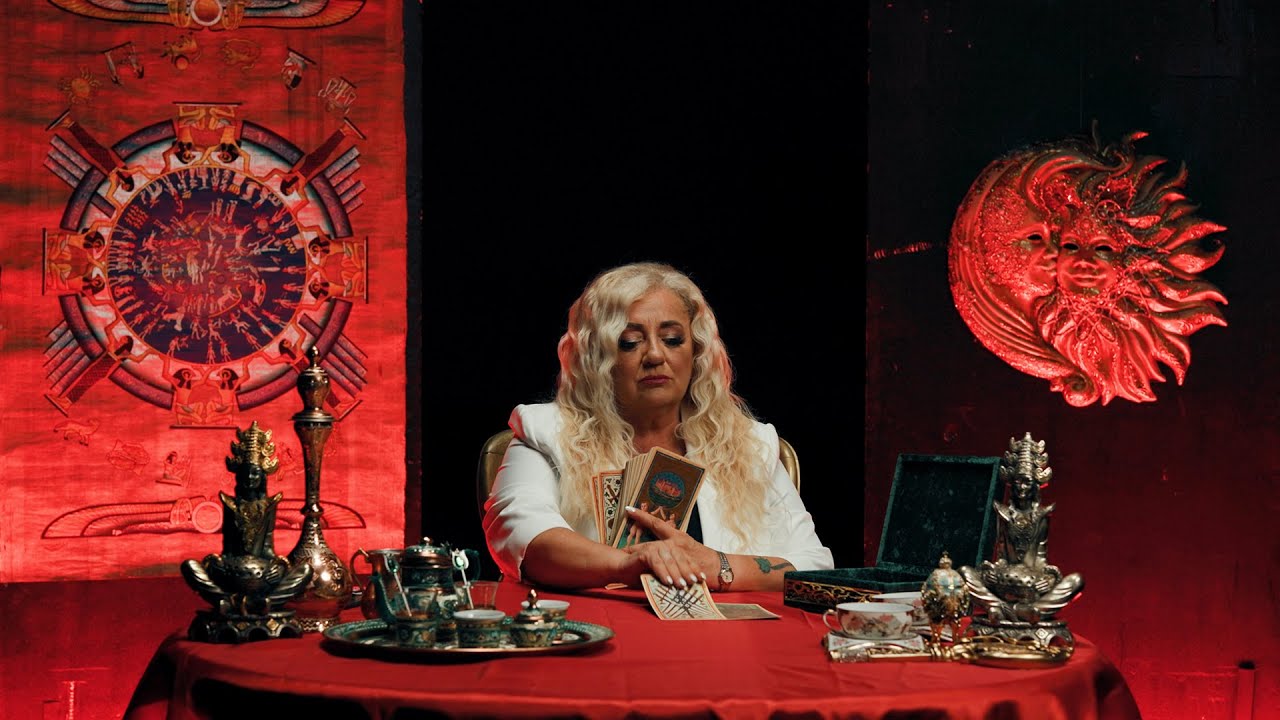 VESNA RIVAS - ROBIJO (OFFICIAL VIDEO)