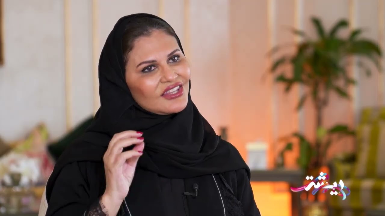 ريشة حرف .. بلون الفلسفة وحبر التجربة.