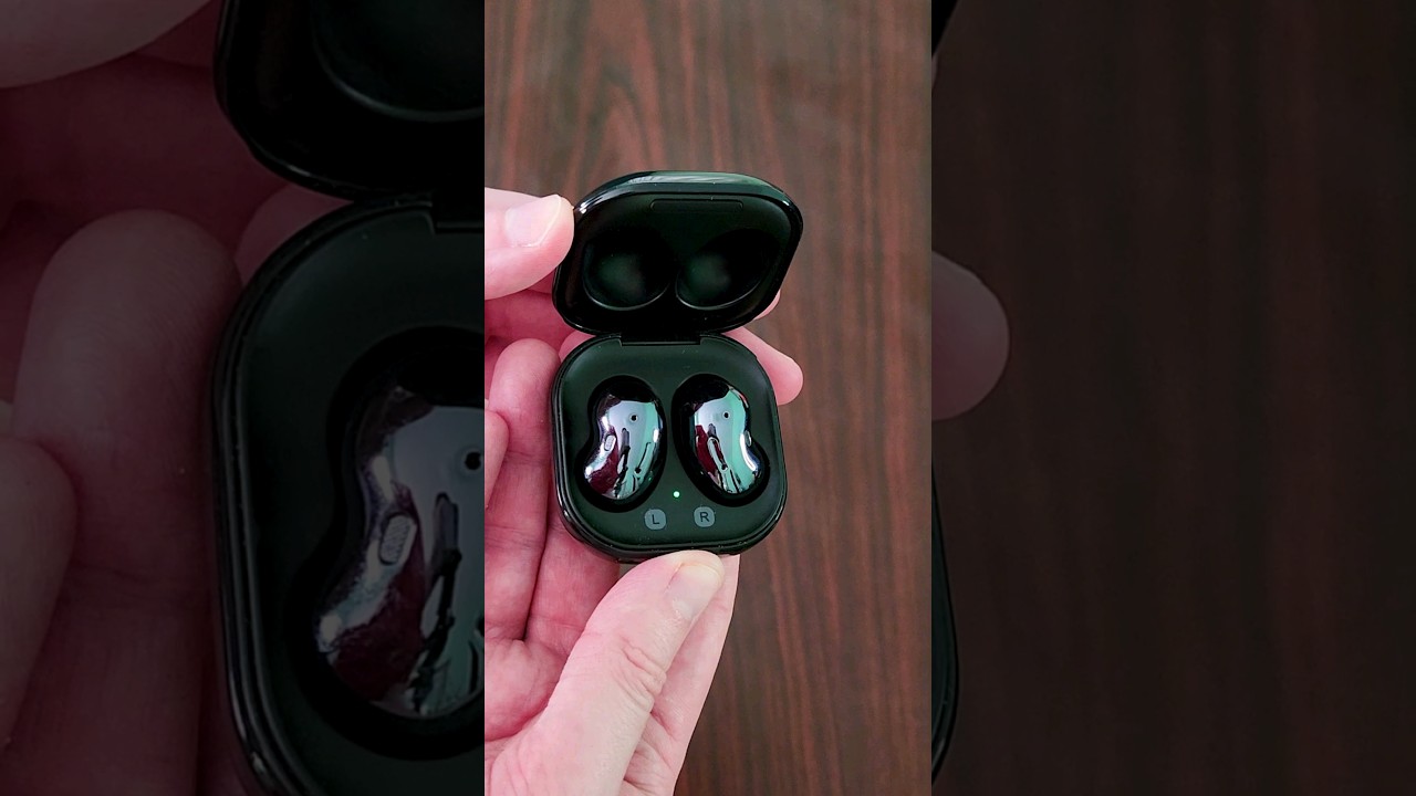 Краткий обзор беспроводных наушников Samsung Galaxy Buds Live.