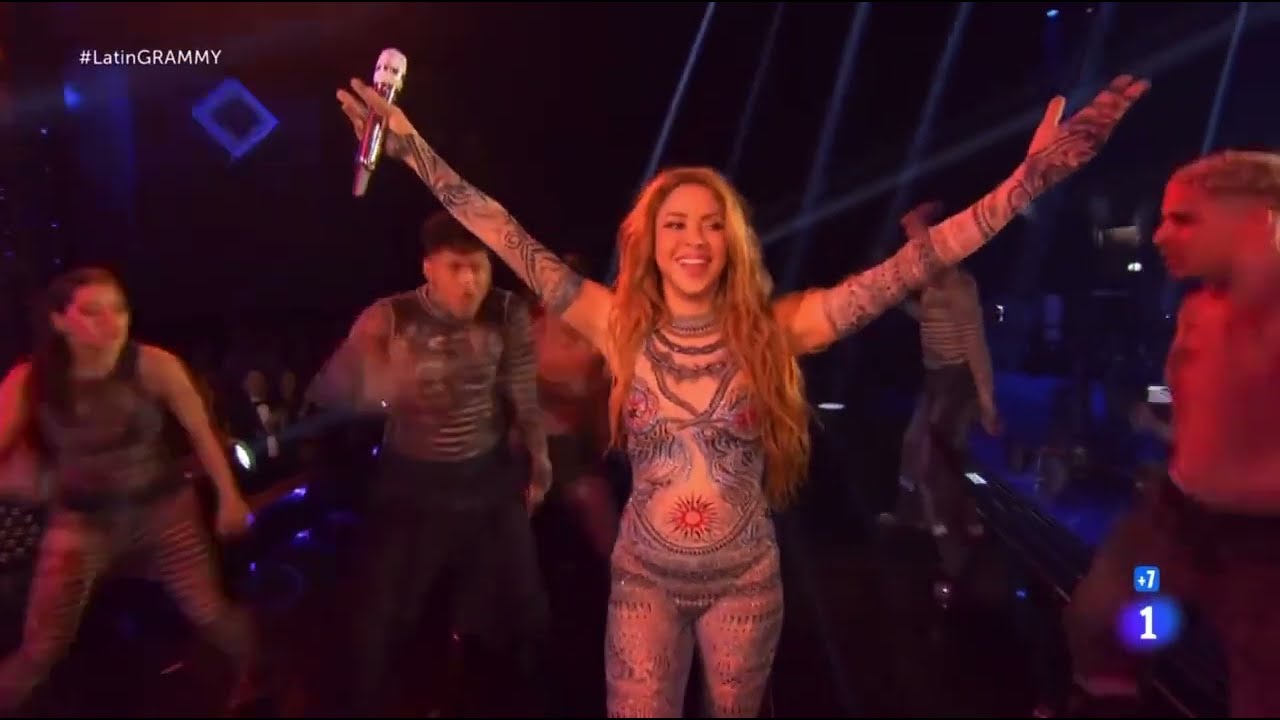 Shakira & Bizzarap - Music Sessions, Vol. 53  (Live Latin Grammys 2023)
