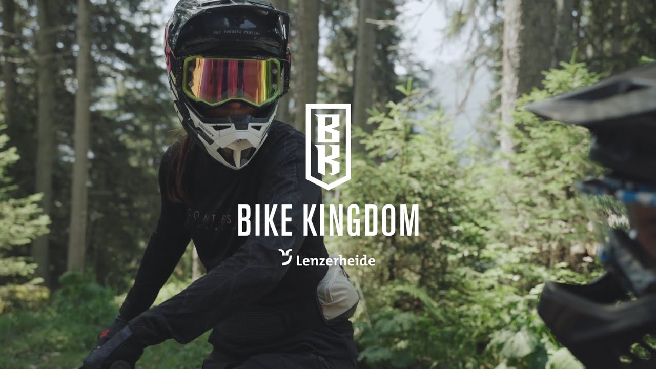 Girls to the front - Bike Kingdom