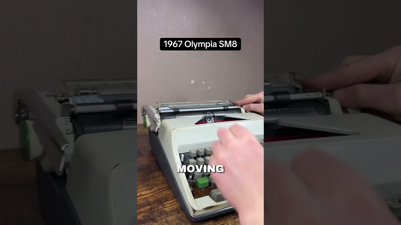 Как пользоваться всеми функциями винтажной портативной пишущей машинки Olympia SM8 1967 года выпу...