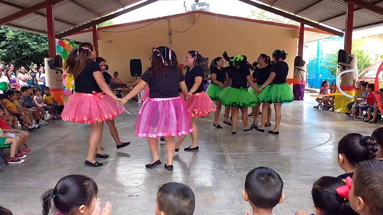 Rondas Tradicionales por madres de familia