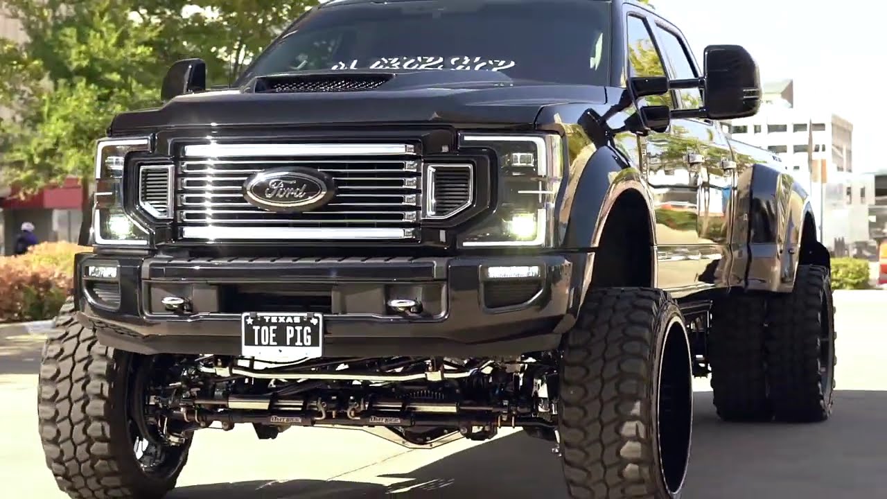 The Biggest, Blackest, Widest F450 2020 F450 Dually in West Texas!