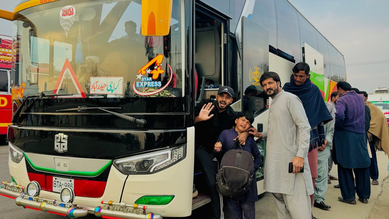 Anas Bhai Abdullah ko dhondny Karachi chaly Gaye 😳 || Ali Anas bhai se mil k bht roya 🥺 ||