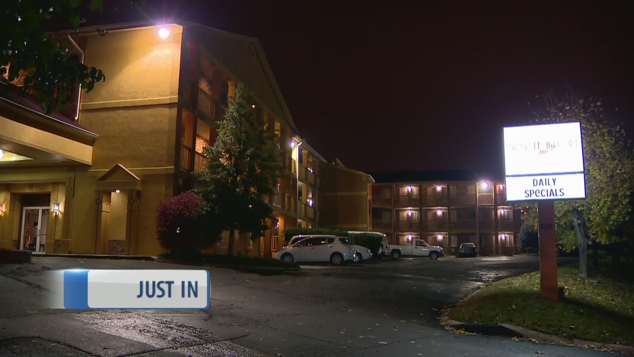 3 Arrested After Police Find Bags Of Marijuana In Hotel Room