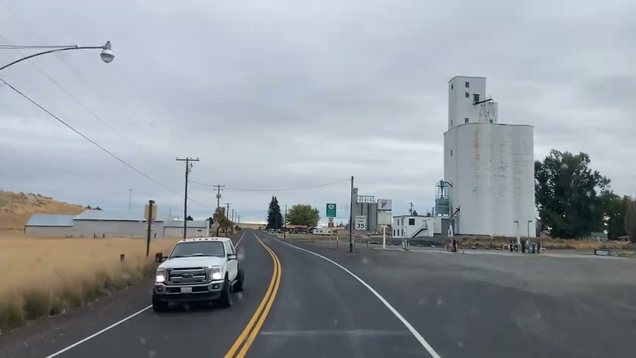 Small town grass Valley, Oregon state