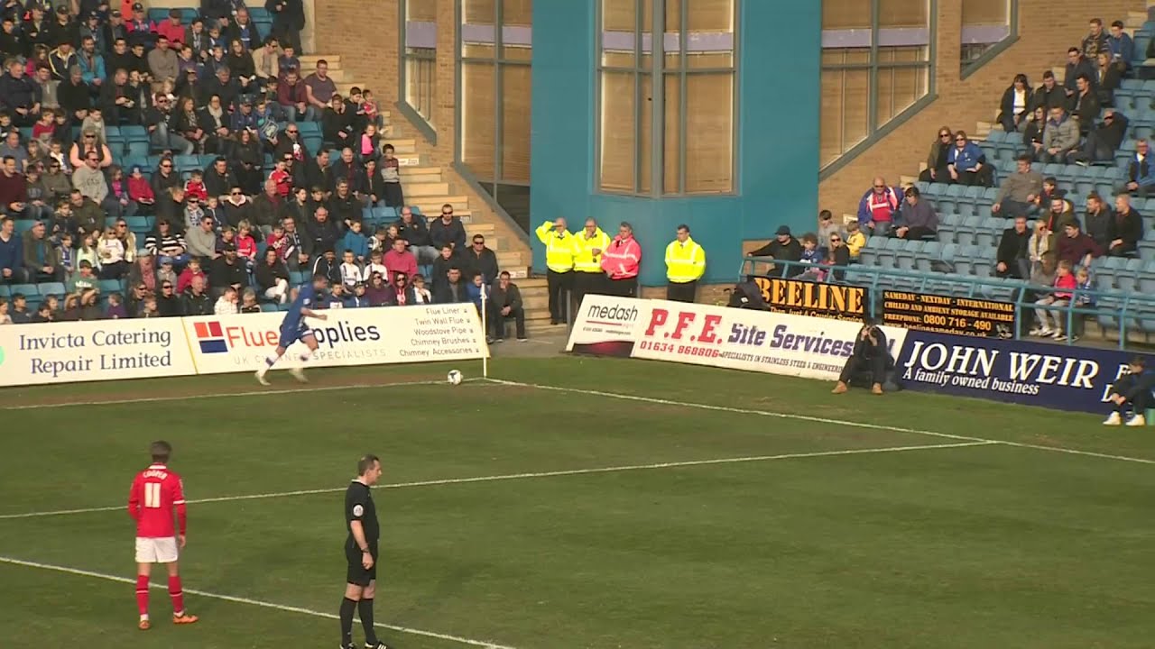 Gillingham v Crewe