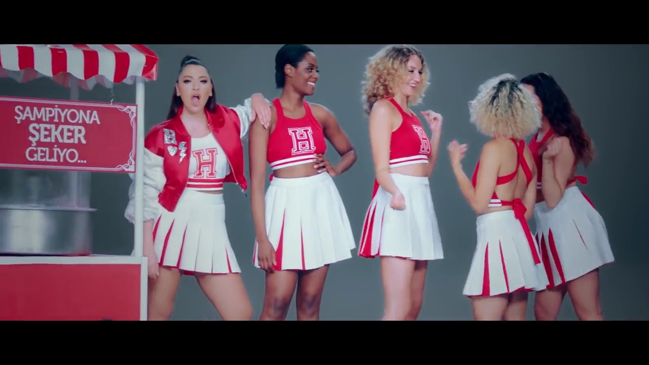 Hadise şampiyona şeker