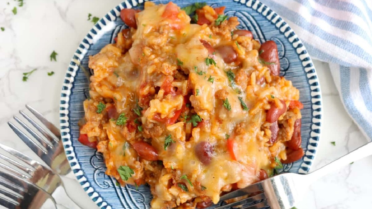 The Best One Pan Taco Skillet (Ready in Minutes!)