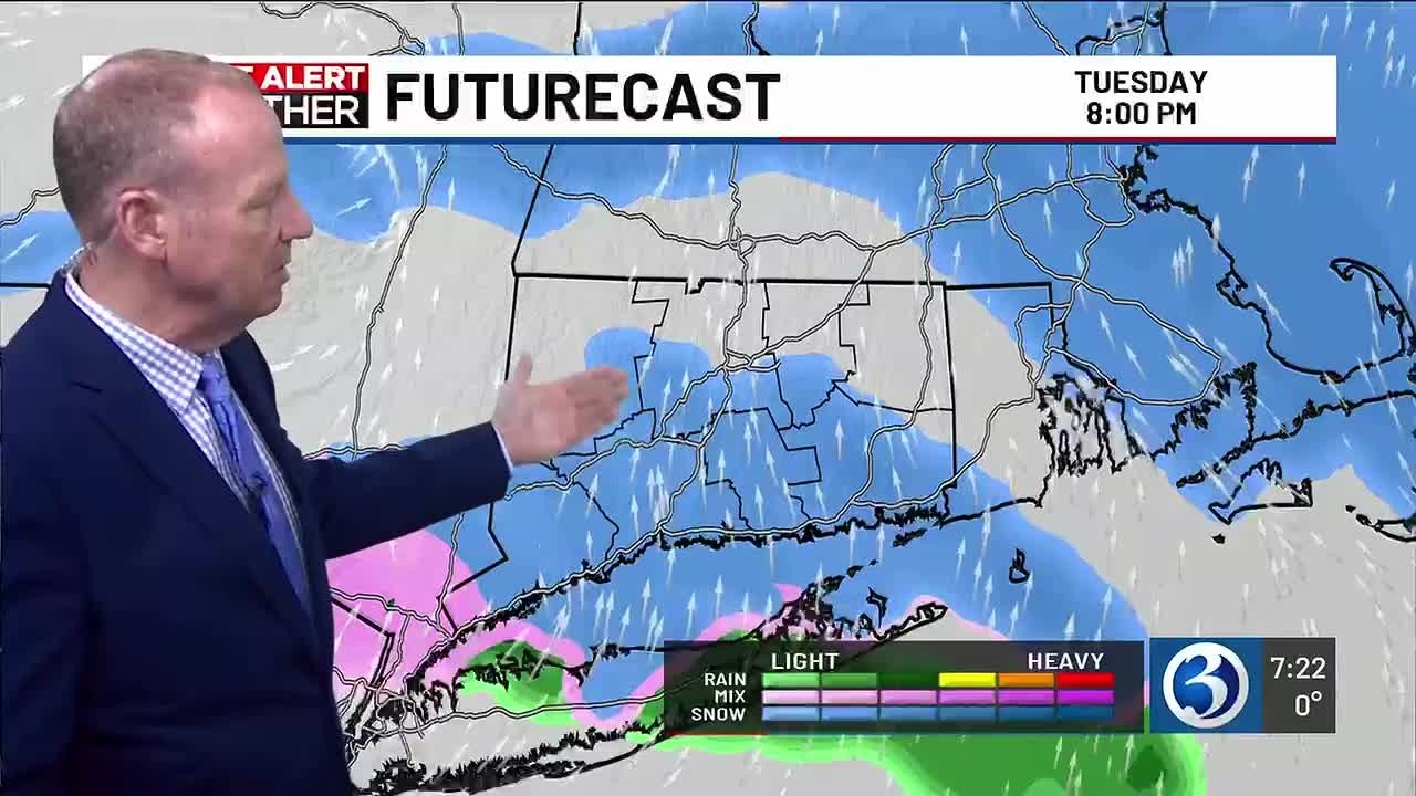 FORECAST: First Alert Weather Day Tuesday for snow showers