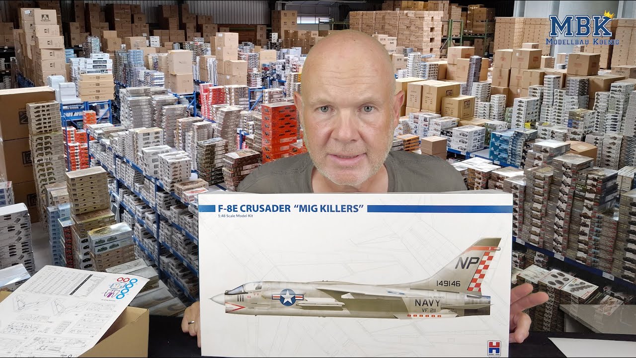 MBK packt aus #1241 - 1:48 F-8E Crusader 