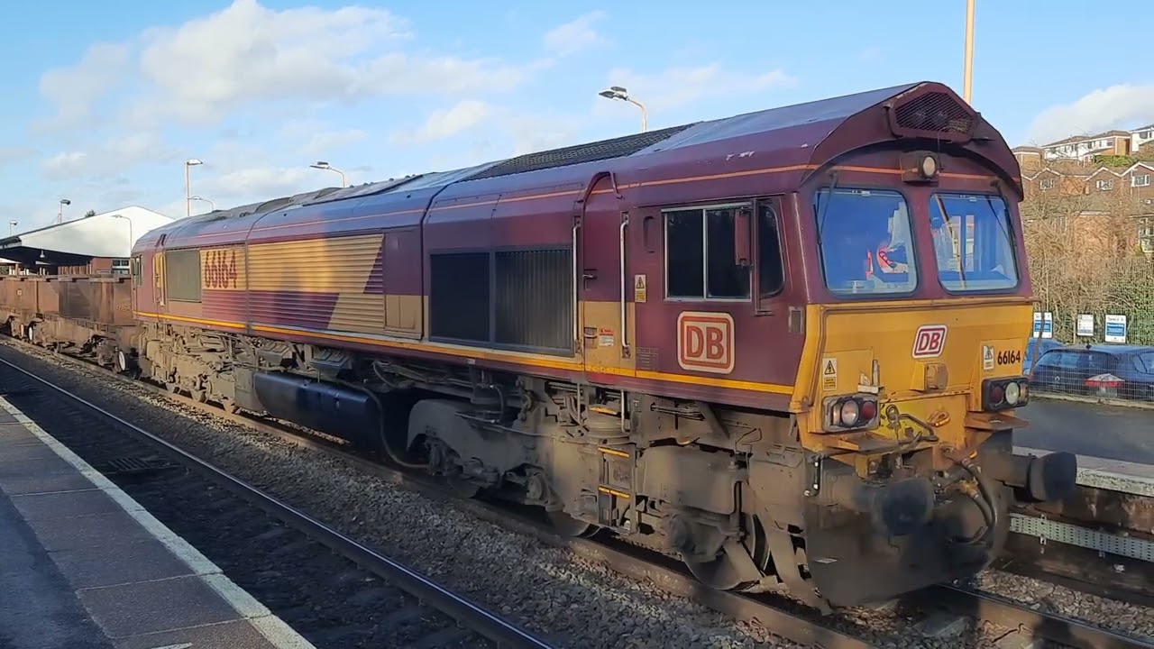Stourbridge Junction.  3 freights in an hour, including 2 double headers and a crew change stopover