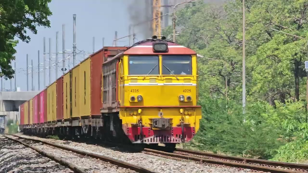 Alsthom 4225 ขบวนรถสินค้า 726 ท่าม่วง-ICD ลาดกระบัง 2/3/2569 #รถไฟไทย #srt #train