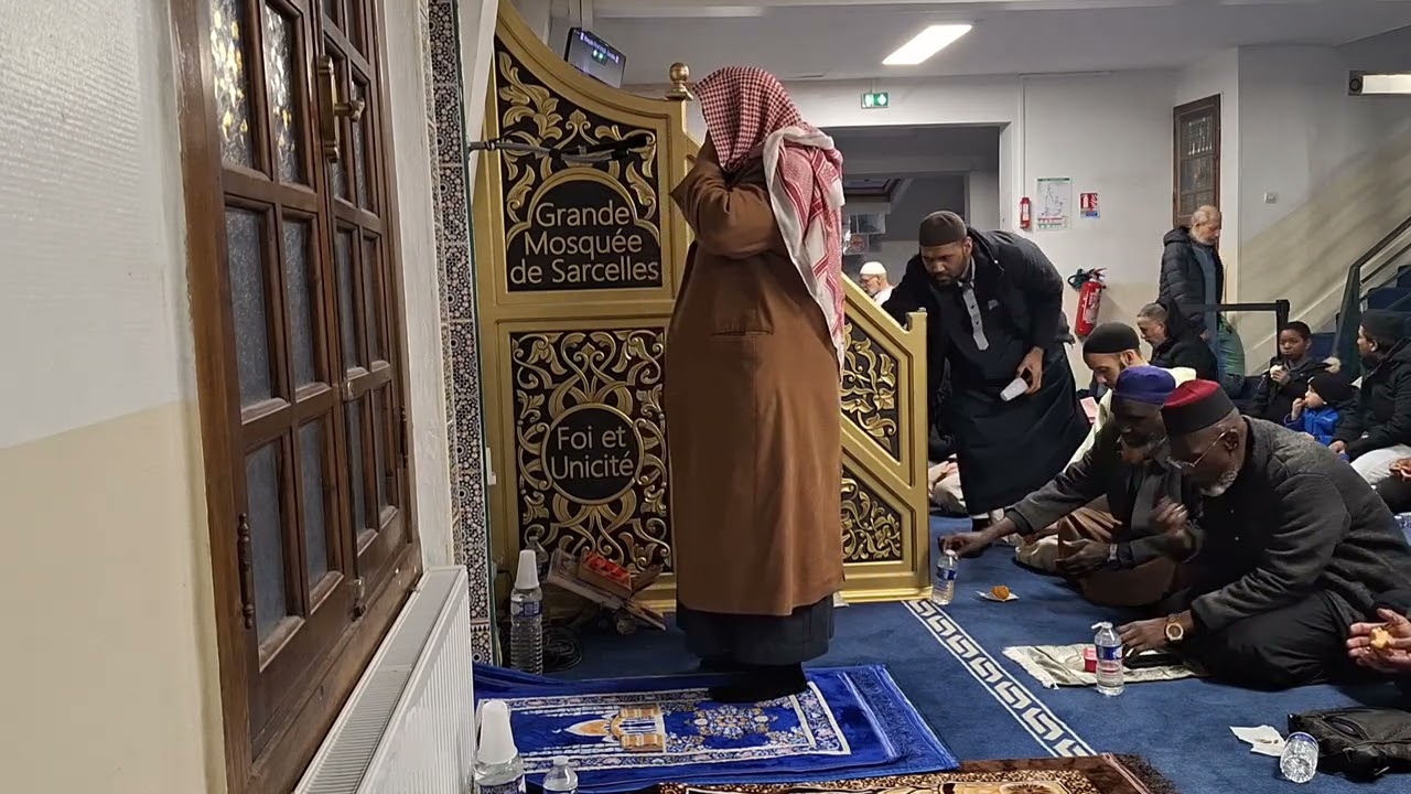 Adhan par Shaikh Saad Nomani, professeur de Coran à la mosquée de Médine - mardi 11 mars 2025